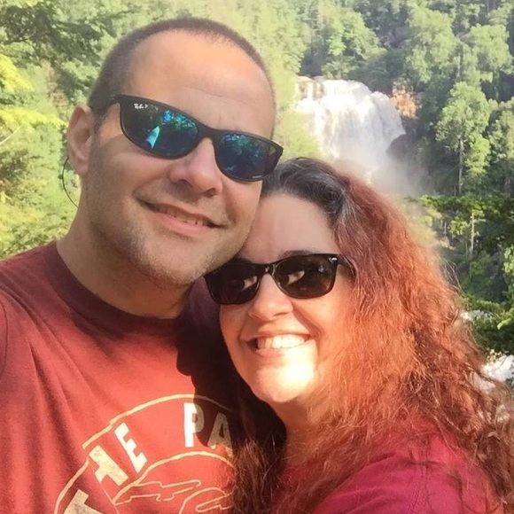 Meet your Posher, Jill - Picture 1 of 1